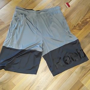 Reebok hook shot training shorts size large